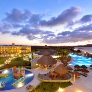 area-de-piscina-iberostar