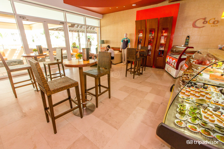 coco-cafe–v16075388