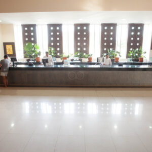 front-desk--v3174079