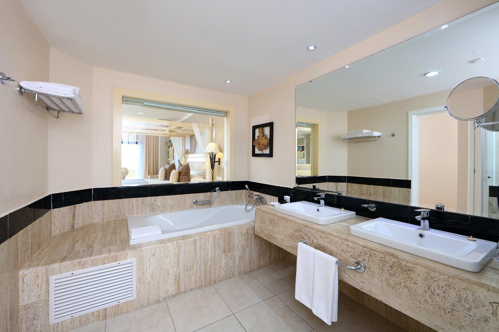 junior-suite-deluxe (1)