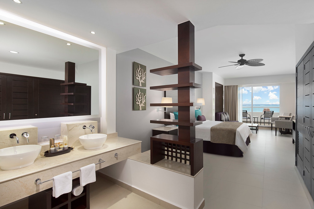 juniorSuite_NoJacuzzy_OceanView-XL