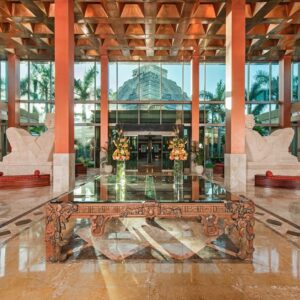 lobby-iberostar-paraiso