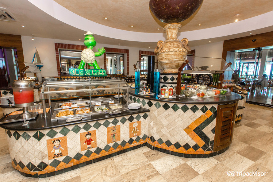 market-cafe–v15917529