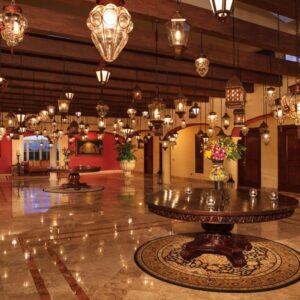 our-signature-lamp-room