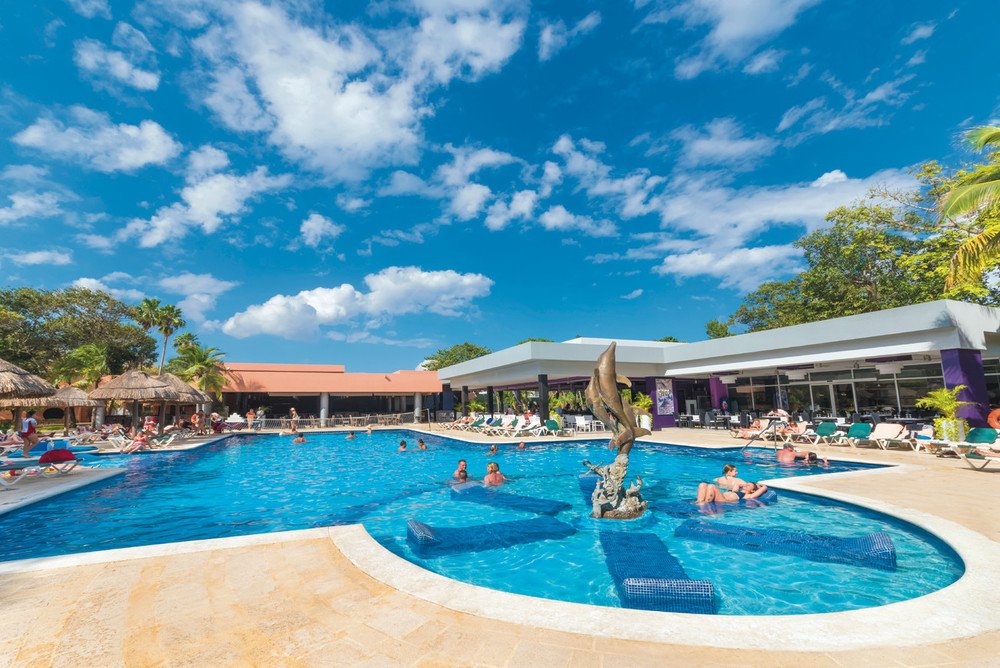 pool-area