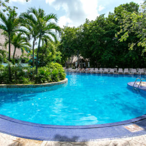pool--v17501790