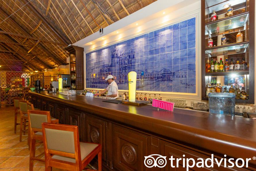 restaurant-v18593504