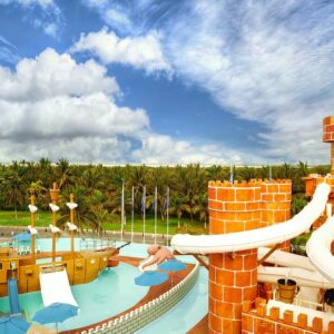 seadust-cancun-family (1)