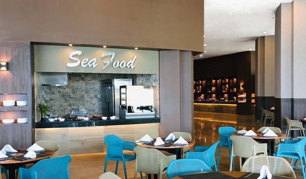 seadust-cancun-family