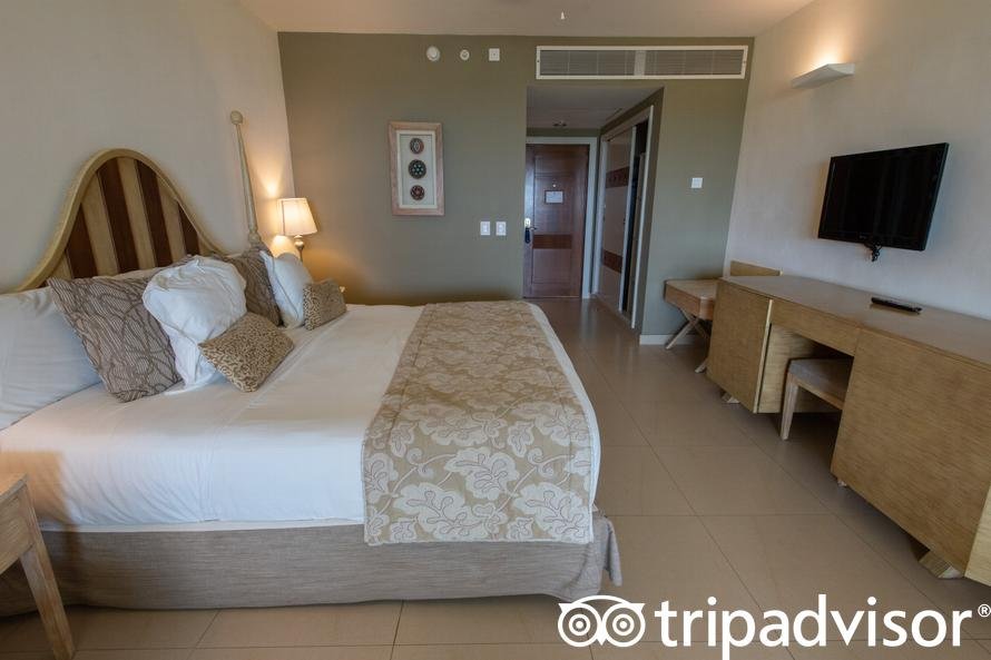 standard-room-v18526714