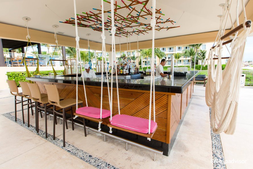 the-mix-bar--v16075395