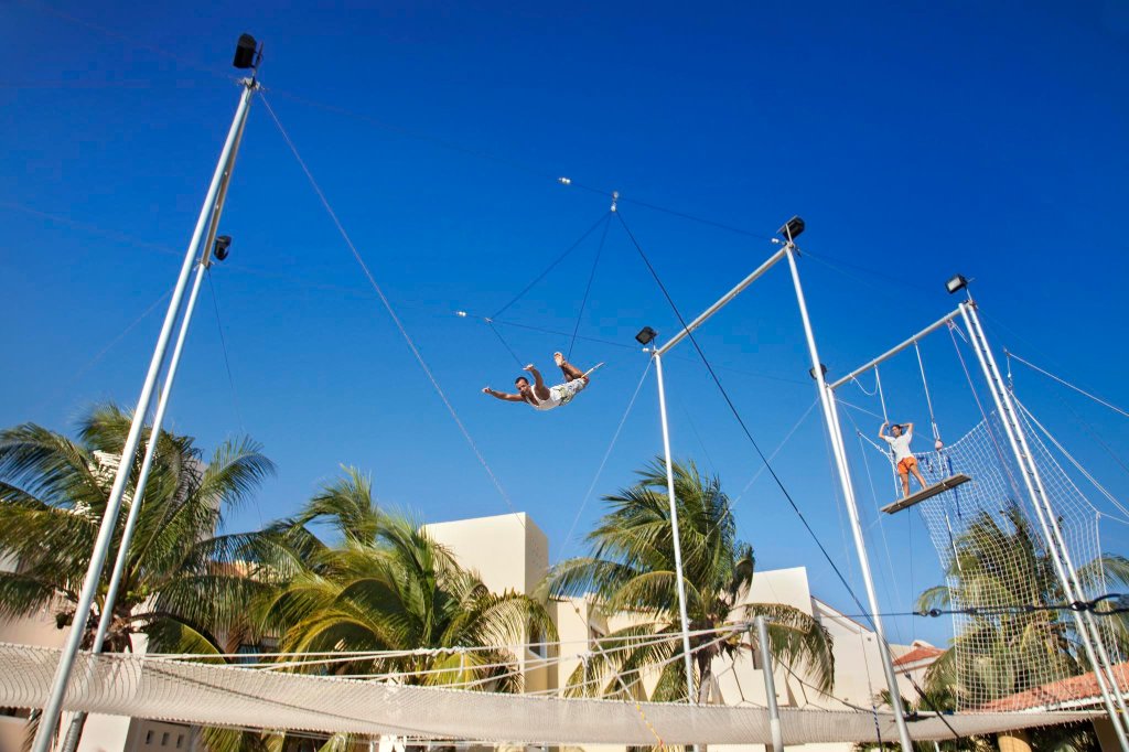 trapeze-viva-wyndham