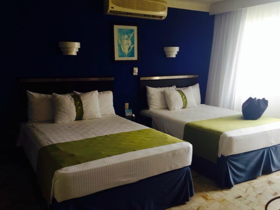 aquamarina-beach-hotel (4)