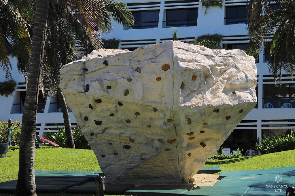 hotel-oasis-cancun-lite