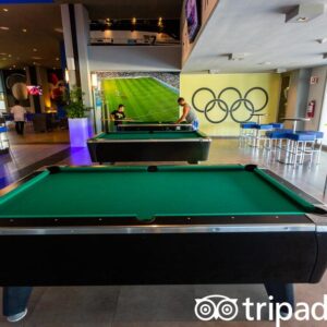 sport-bar-v18550664