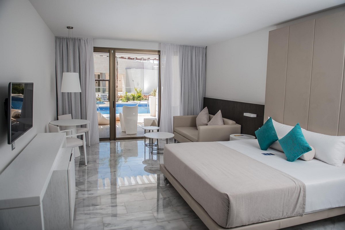 platinum-yucatan-princess (8)