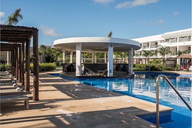 pool-bar-piscina-actividades