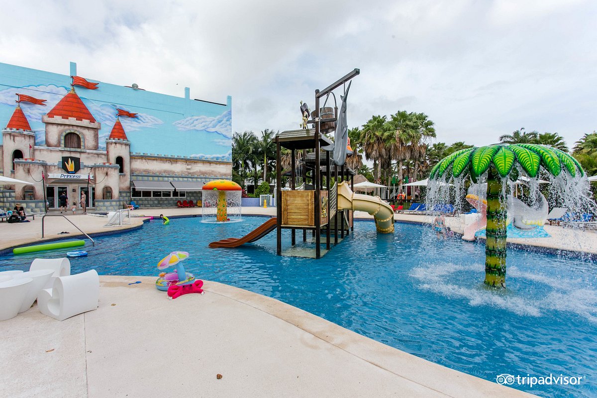 aquapark–v16454295