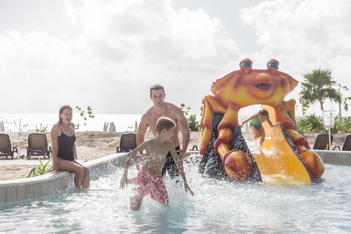 sandos-playacar-beach