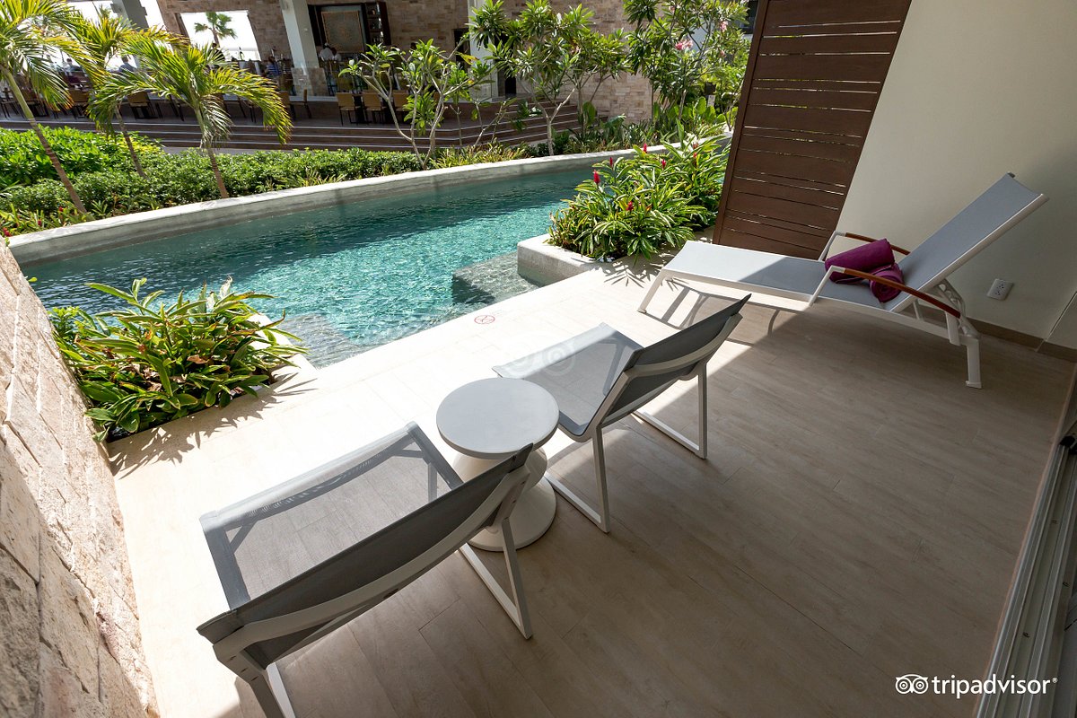 xhale-junior-suite-swim-out-doubl (1)