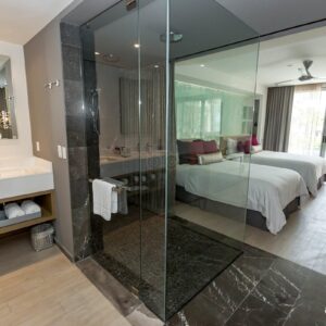 xhale-junior-suite-swim-out-doubl