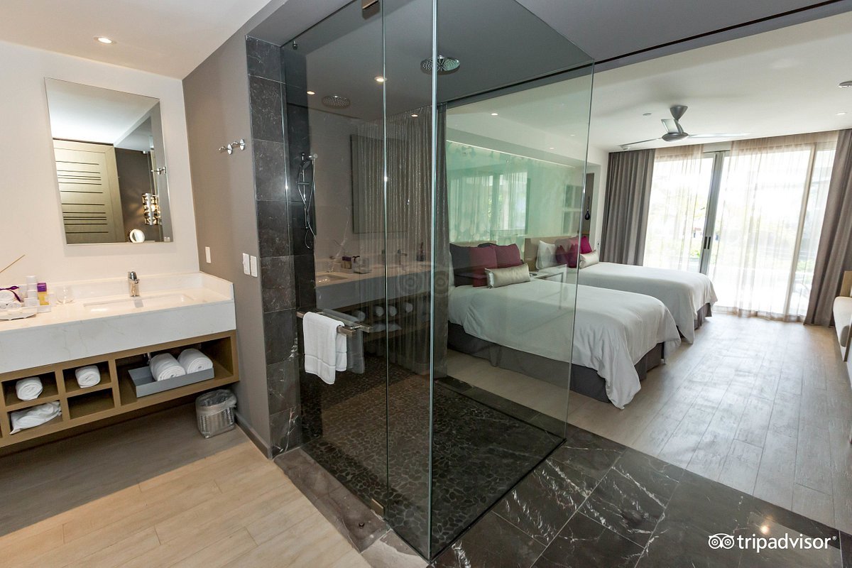 xhale-junior-suite-swim-out-doubl