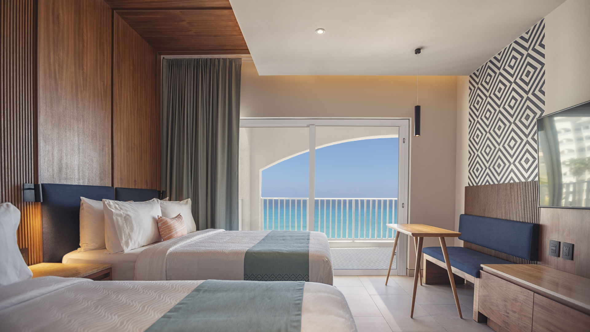 Double_Bed_Beach_Front