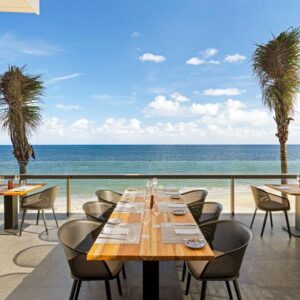 ice-7403860-99692691-555711