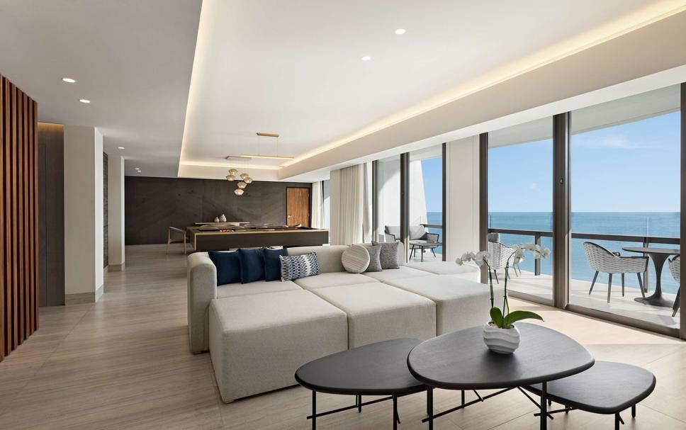 ice-7403860-99692703-803866