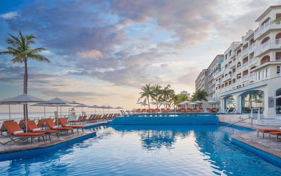 ice-55333-73817881_3XL-984271