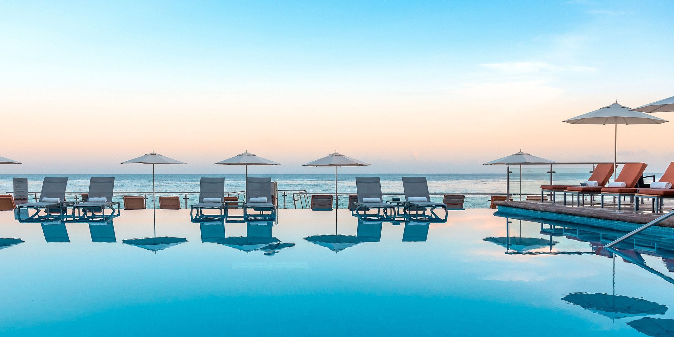 infinity_pool_80570dfe82