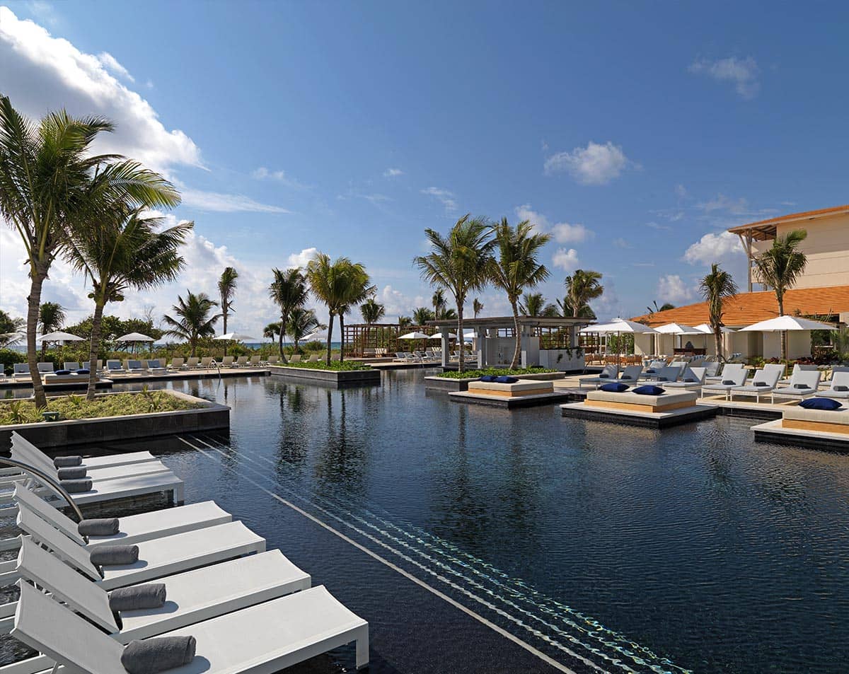 pool-experience-unico-hotel-riviera-maya