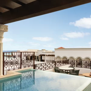 CZMPC_K1ZUR1_Presidential_Suite_King_05