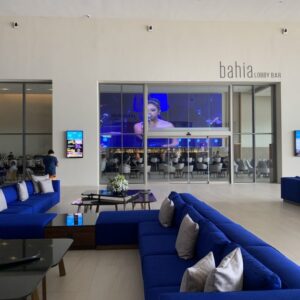 The-Bahai-Bar-in-the-lobby-credit-Kate-Robertson-768x576