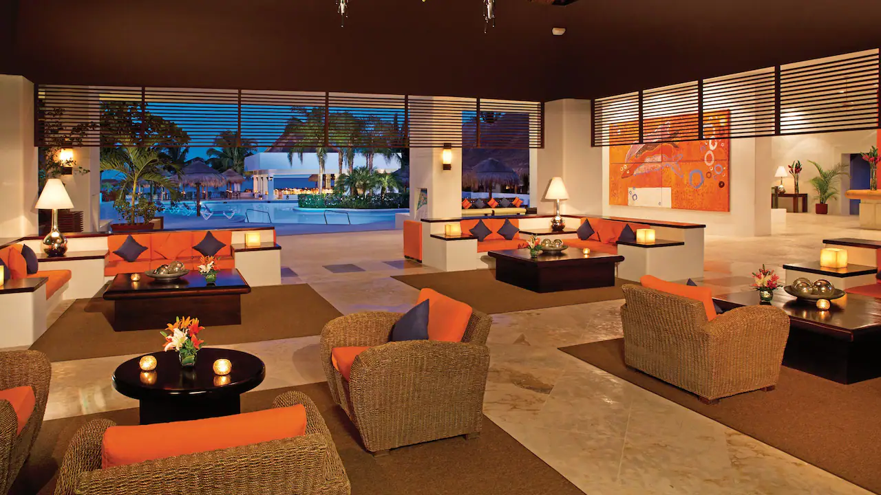 SUSCZ-P0011-Lobby.16×9