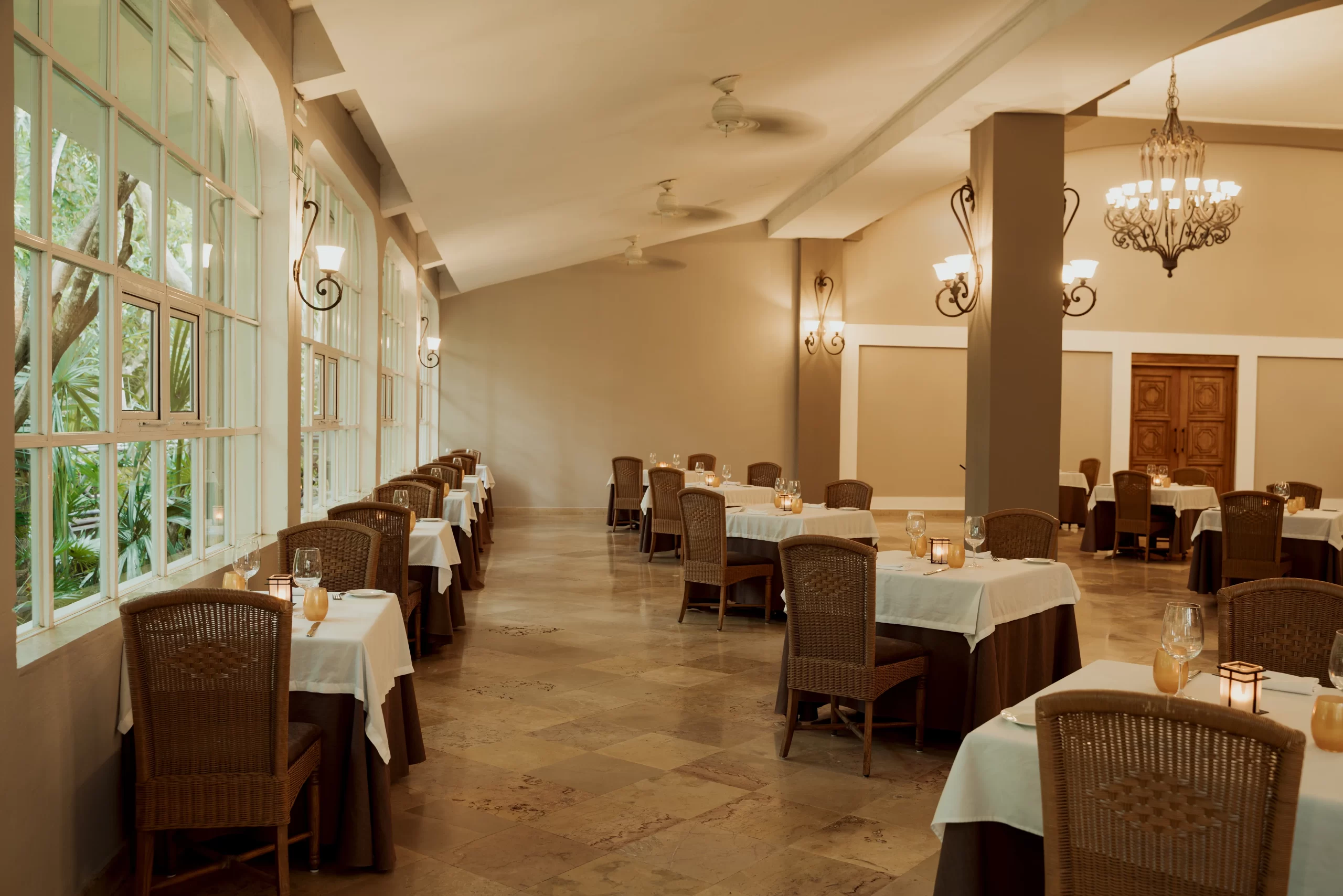 RoyalTulum Grill 01.jpg