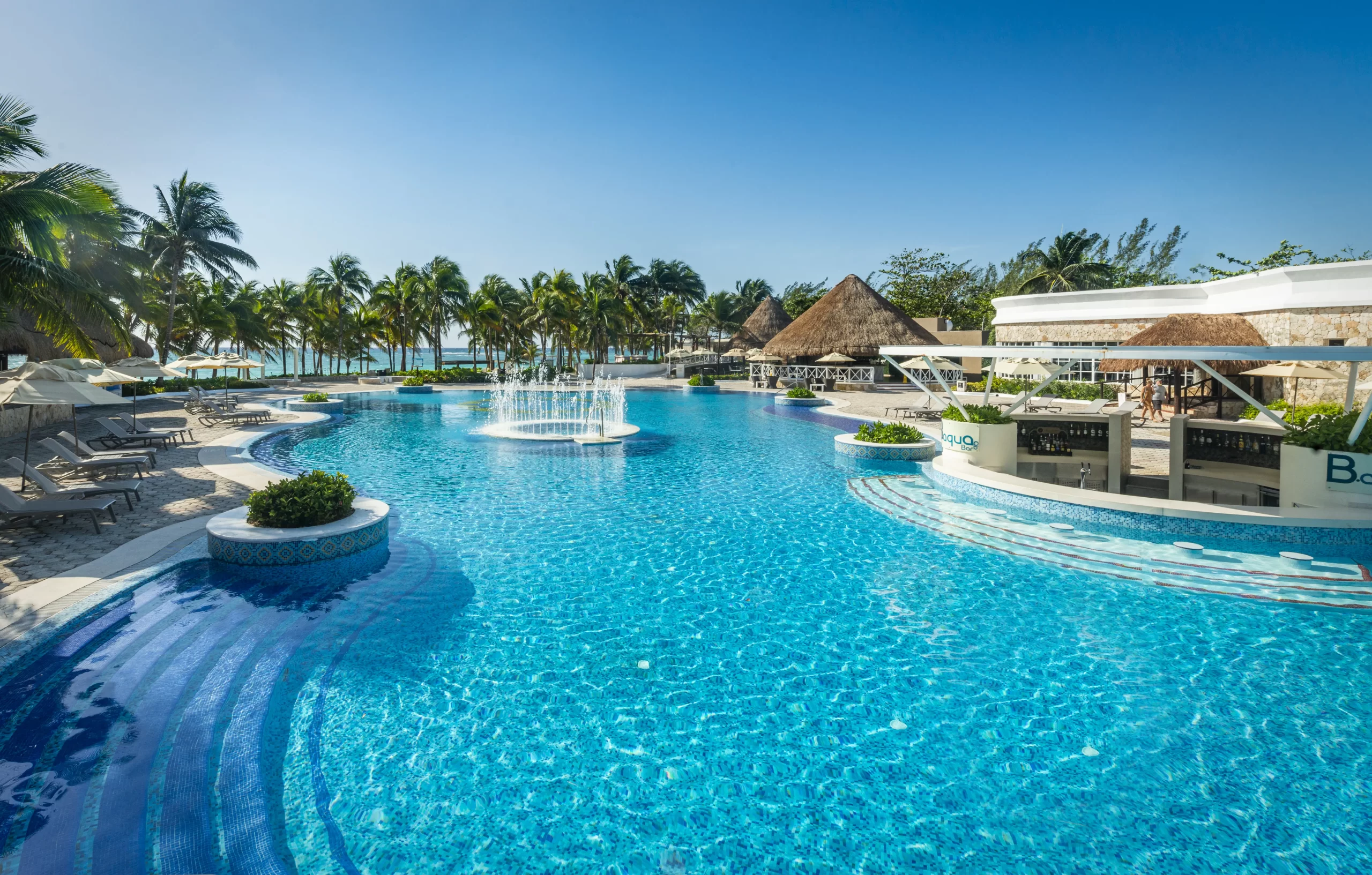 RoyalTulum Piscina 04.jpg