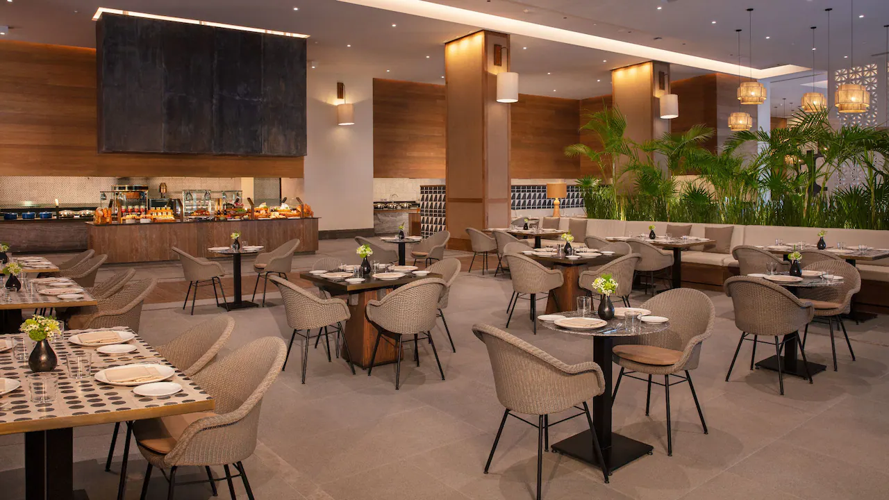 SEPDC-P0029-Restaurant-Market-Cafe.16×9