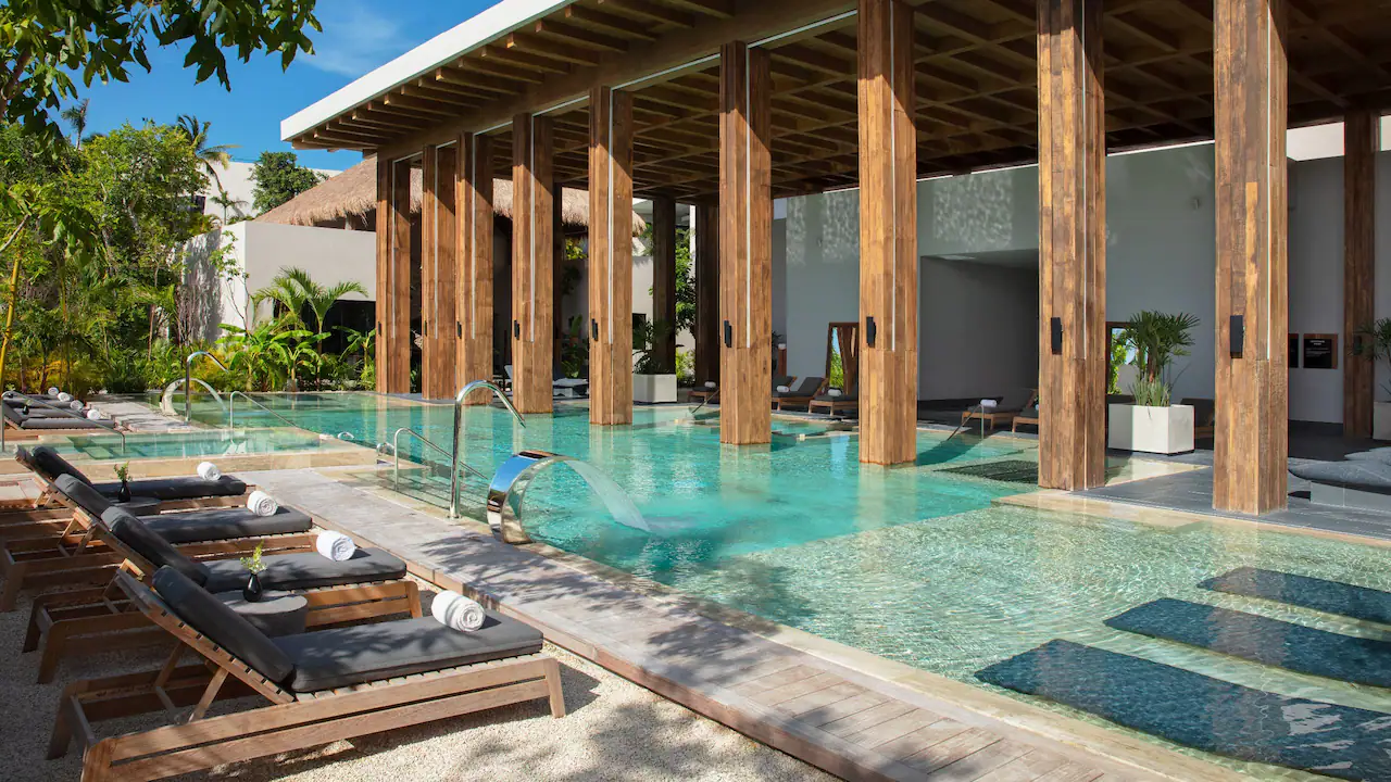 SEPDC-P0043-Spa-Hydrotherapy-Pool.16×9