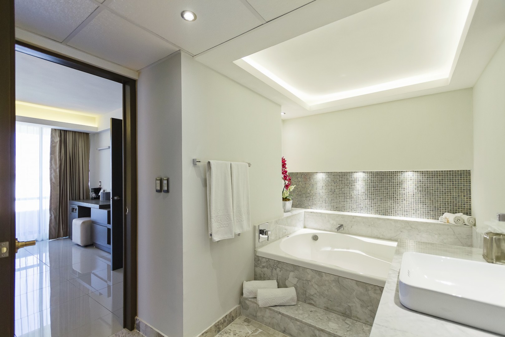 21.jpg_0.40157700-1449680174