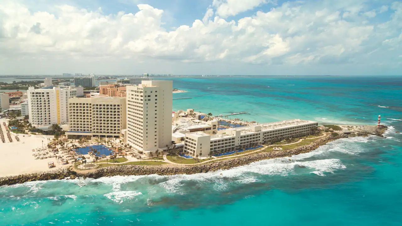 Hyatt-Ziva-Cancun-P167-Aerial-View-South-East.16×9