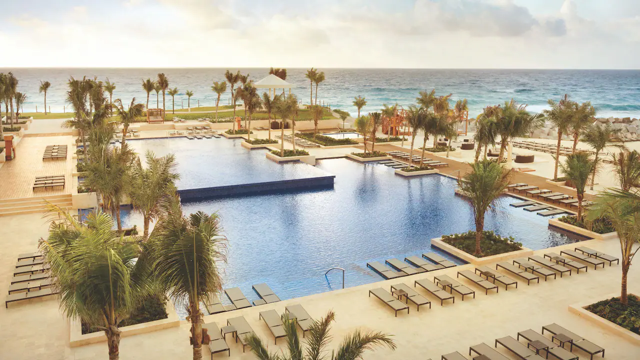 Hyatt-Ziva-Cancun-P214-Club-Pool-Two-Story-Cabanas.16×9