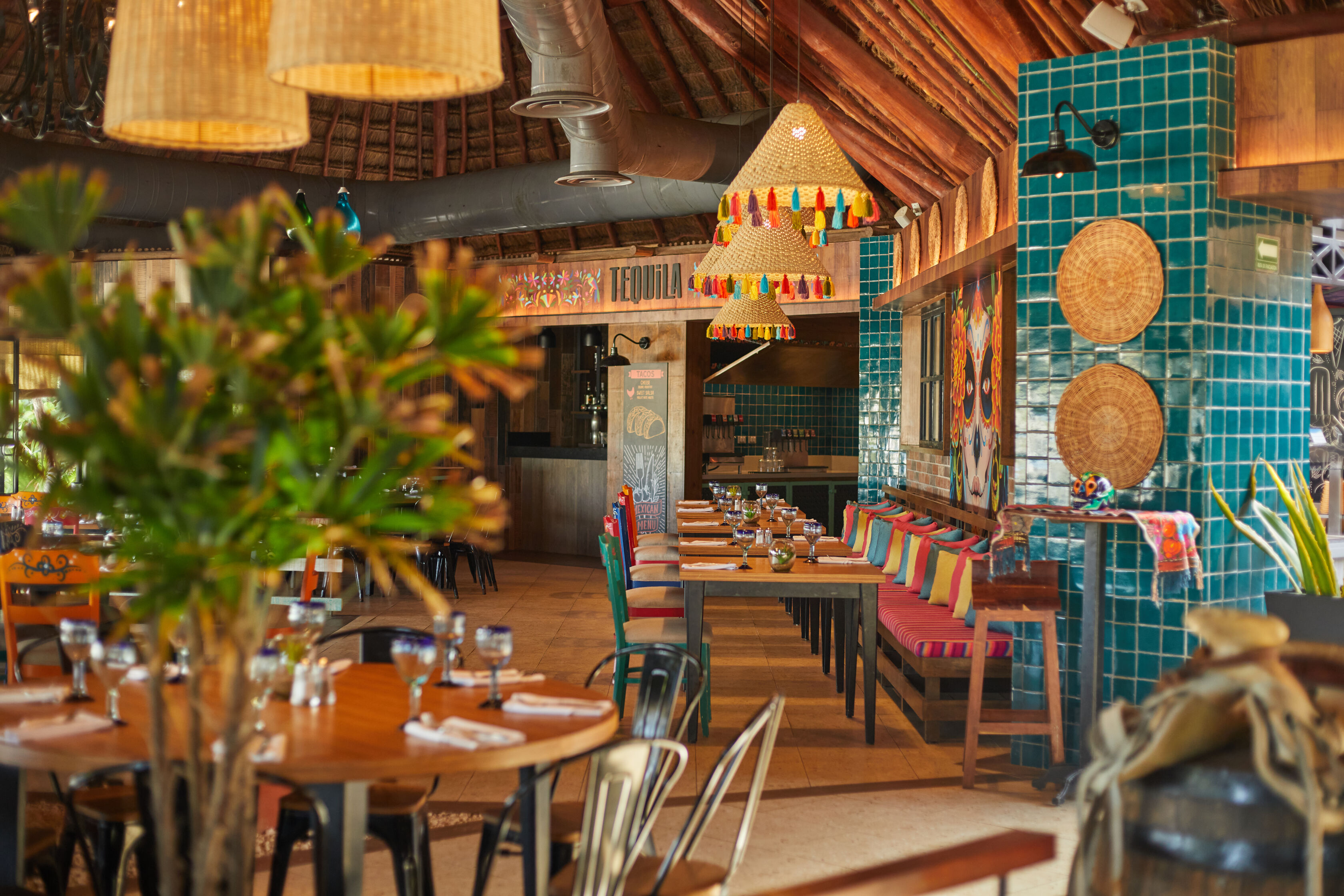 50_BPGTUL_REST_TEQUILA_MEX_010