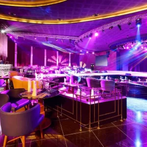 Chic-Cabaret-Restaurant-1