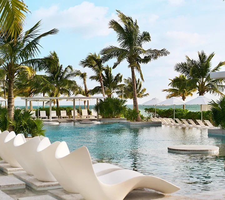 SLS_PM_Gallery_Pool_family