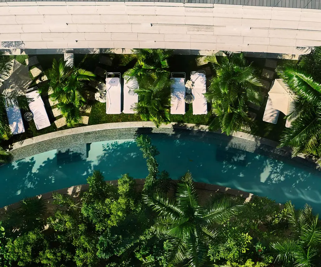 sls-playa-mujeres-rooms-suites-captivate-swim-out-family-01