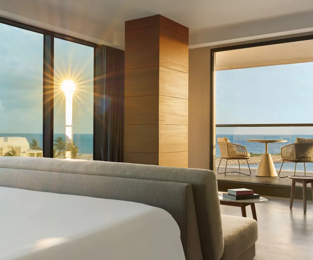 sls-playa-mujeres-suites-euphoria-ocean-view-king-02