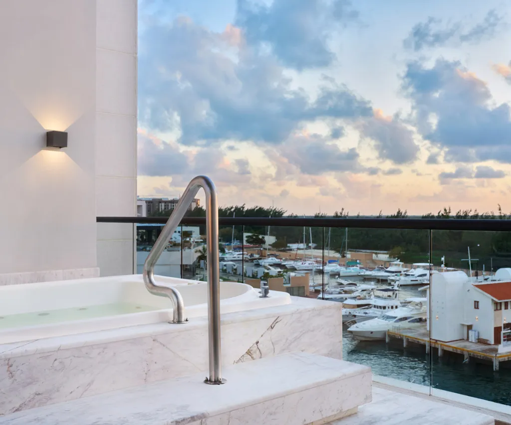 sls-playa-mujeres-suites-luxuriate-suite-08