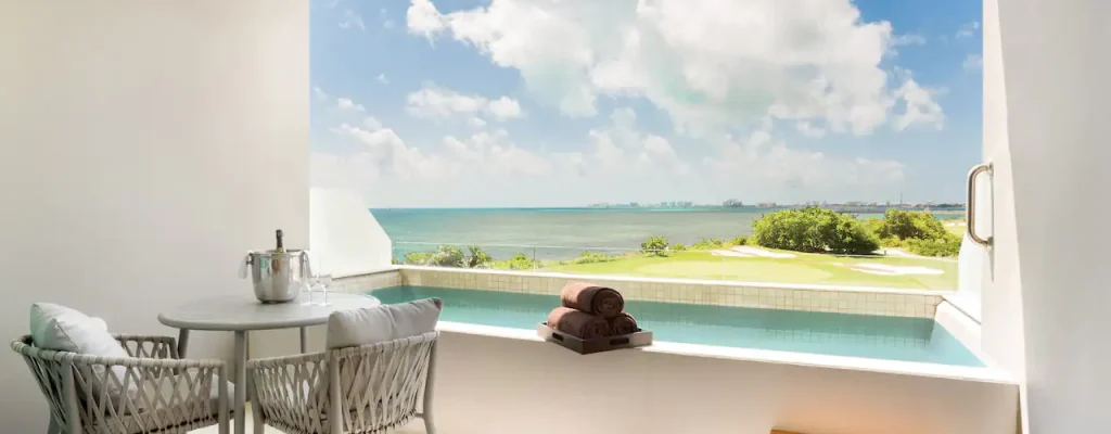 DREVC-P0010-Preferred-Club-Deluxe-Ocean-View-Plunge-Pool-Balcony.16×9