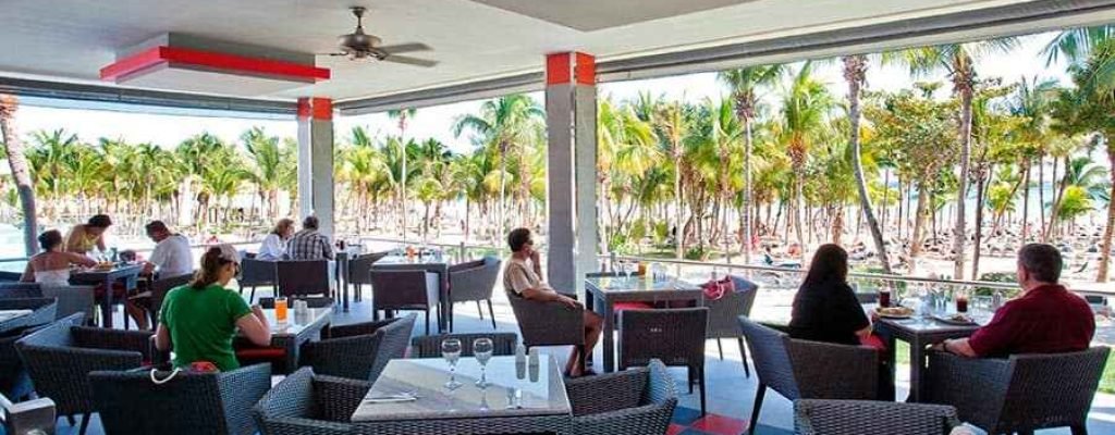 beach-bar-riu-palace-mexico_tcm49-226373